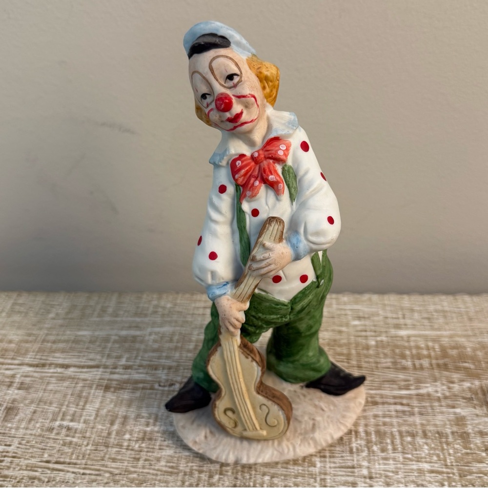 Vintage Clown with Guitar Figurine, 8"